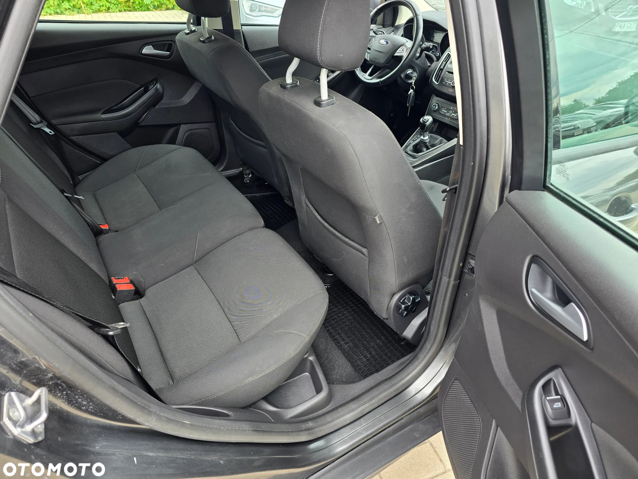 Ford Focus - 10