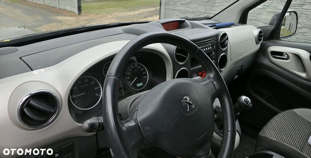 Peugeot Partner HDi FAP 115 Allure - 12