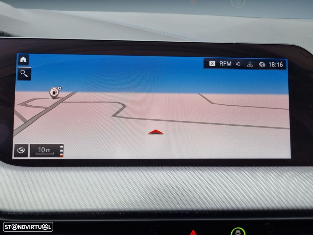 BMW 116 d Pack Desportivo M Auto - 33