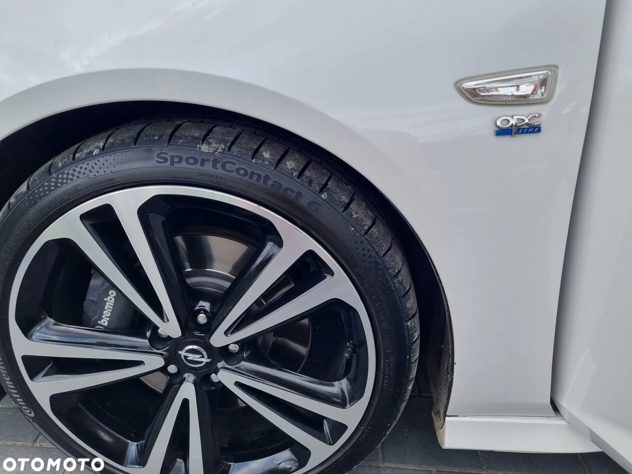 Opel Insignia - 8