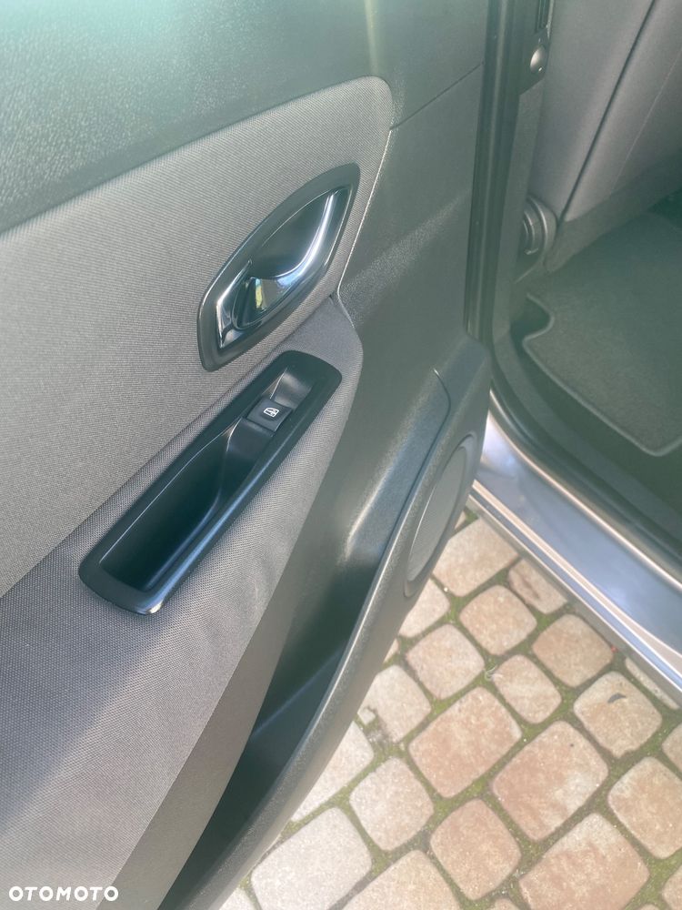 Renault Scenic 1.2 TCE Energy Bose - 17