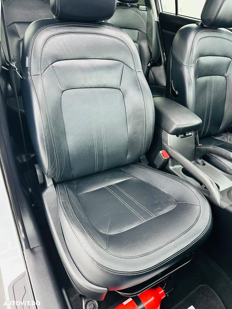 Kia Sportage 1.7 CRDI 2WD ISG Dream-Team Edition - 19