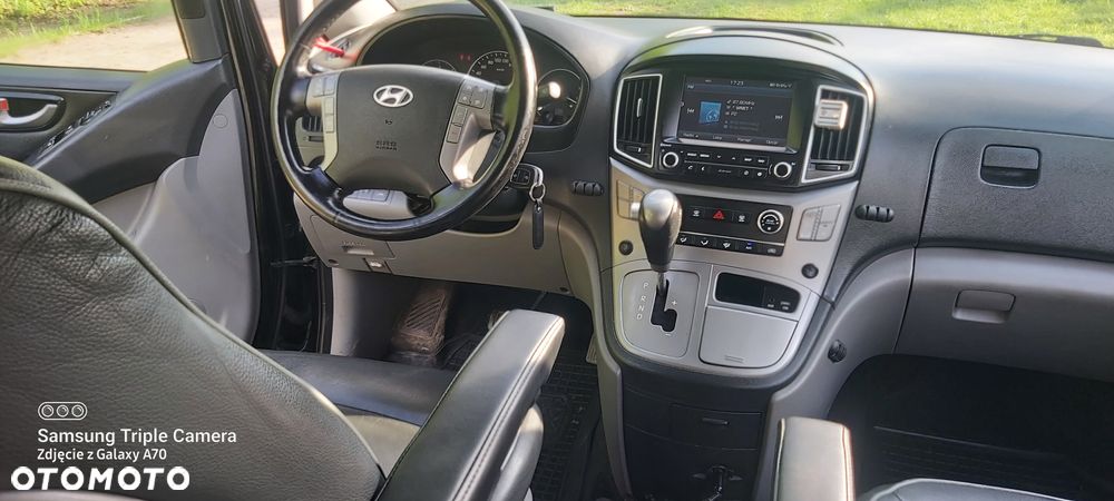 Hyundai H-1 Starex - 22