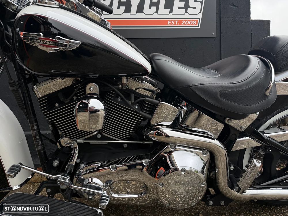 Harley-Davidson FLSTNI Softail Deluxe - 11