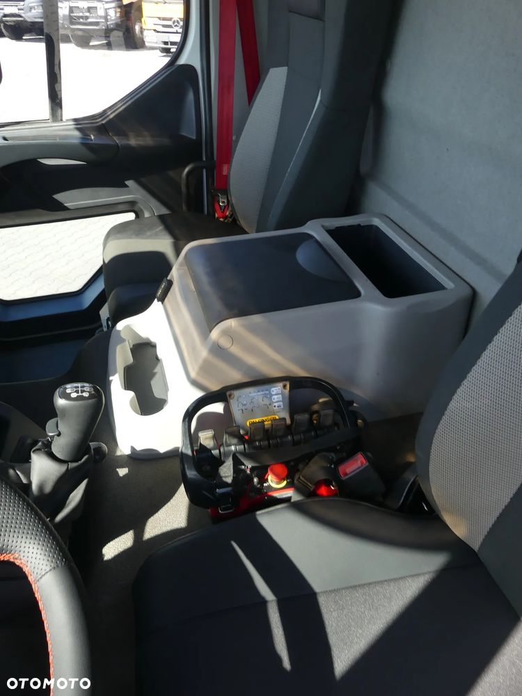 Renault D 18.280 / WYWROTKA 2 STR + HDS SKŁADANY W Z / NISKI PRZEBIEG / - 29