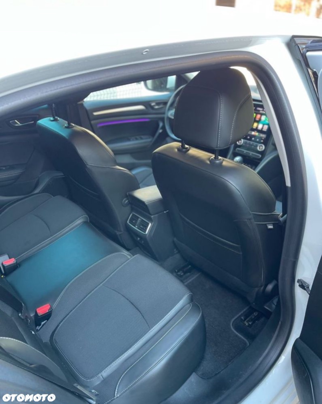 Renault Megane 1.3 TCe Intens EDC - 12