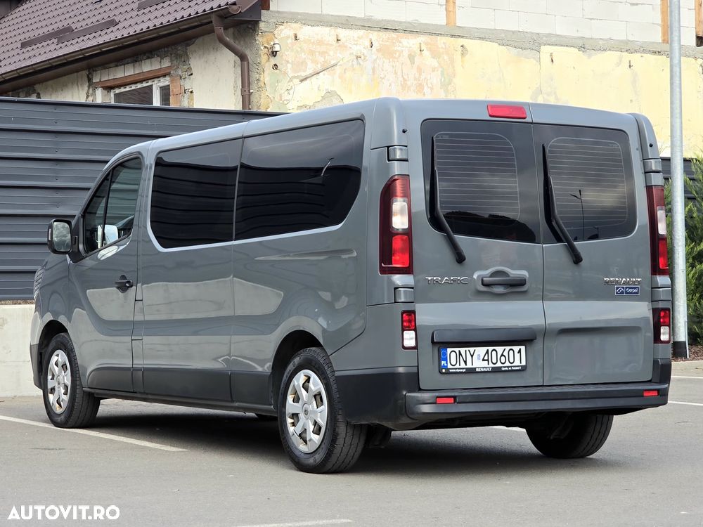 Renault Trafic 2022 photo 3