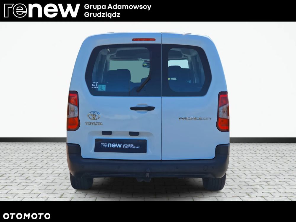 Toyota Proace City Verso 1.5 D-4D Combi - 10