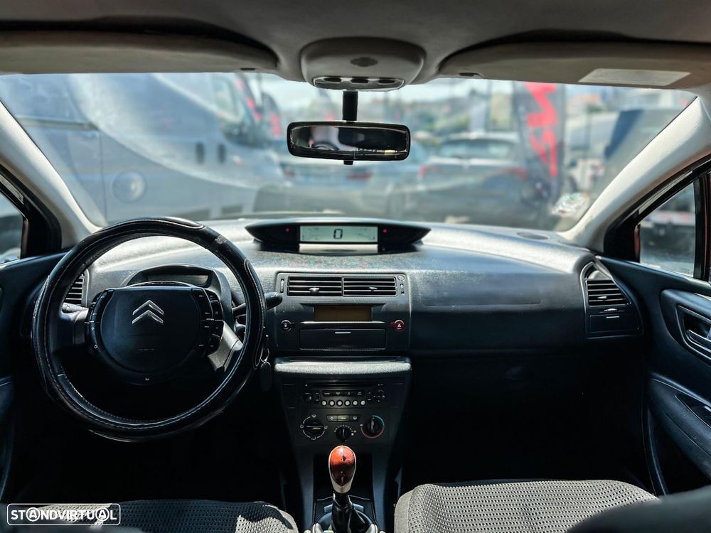 Citroën C4 1.4 16V SX - 11