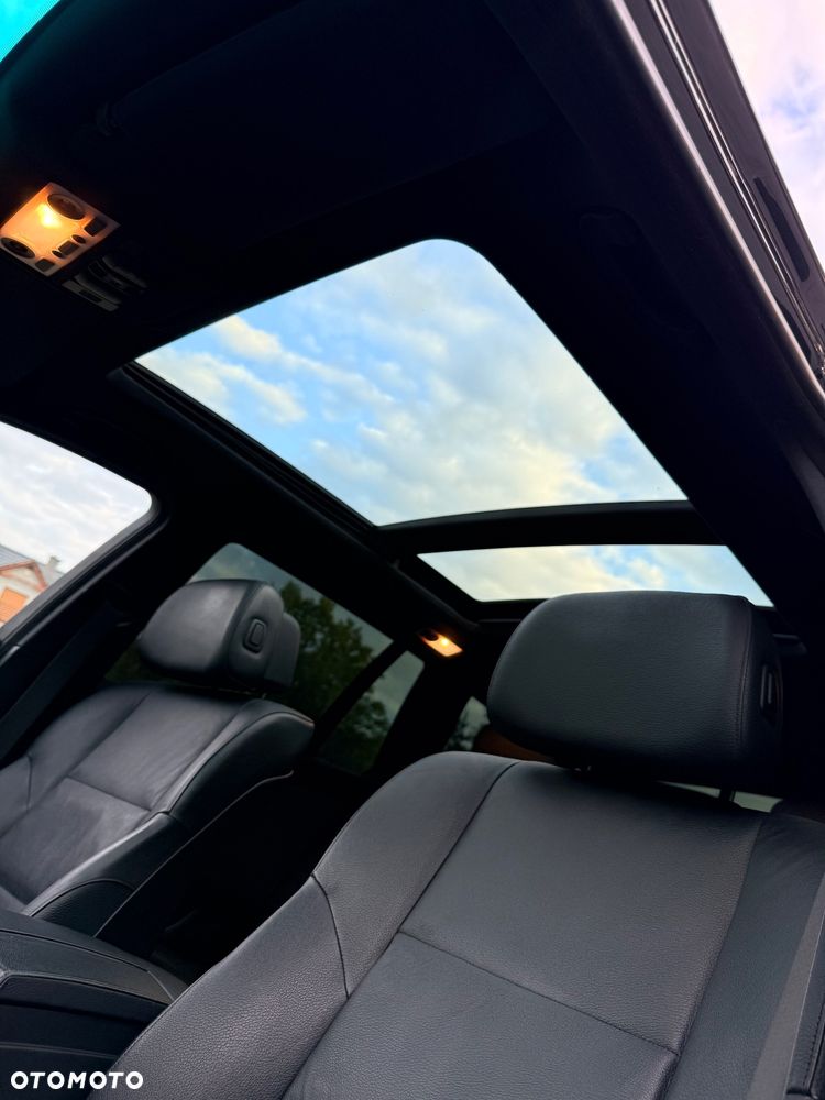 BMW Seria 5 525d Edition Exclusive - 12