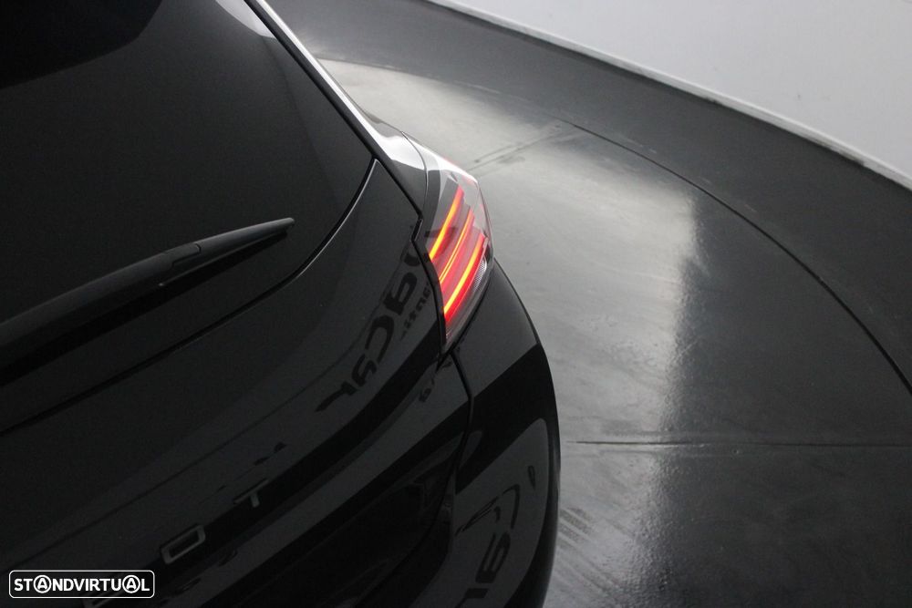 Peugeot 208 1.2 PureTech Allure — fotografia 33