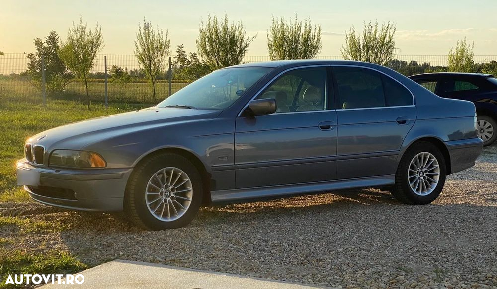 BMW Seria 5 525d - 14