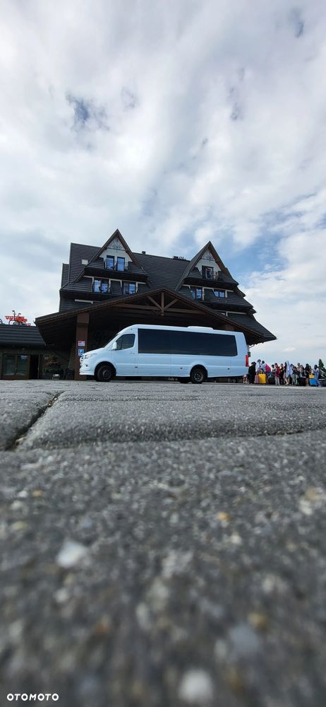 Mercedes-Benz Sprinter - 3