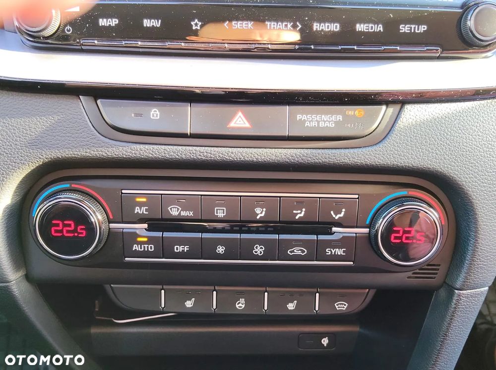 Kia XCeed 1.5 T-GDI Business Line - 12