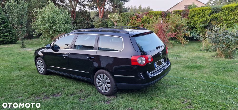 Volkswagen Passat 1.9 TDI DPF BlueMotion - 3