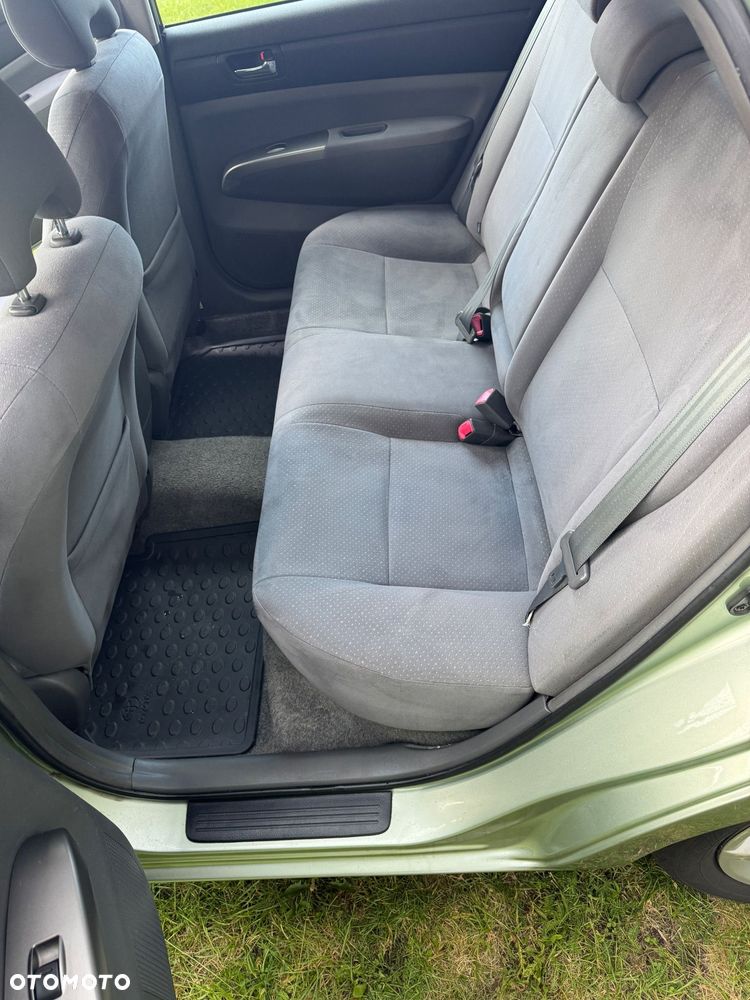 Toyota Prius 1.5 VVT-i Prestige - 16