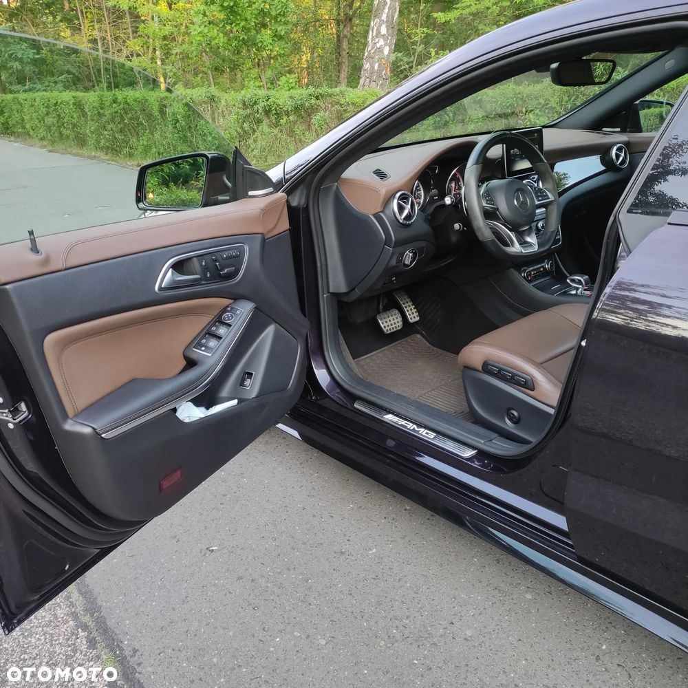Mercedes-Benz CLA AMG 45 4-Matic - 26