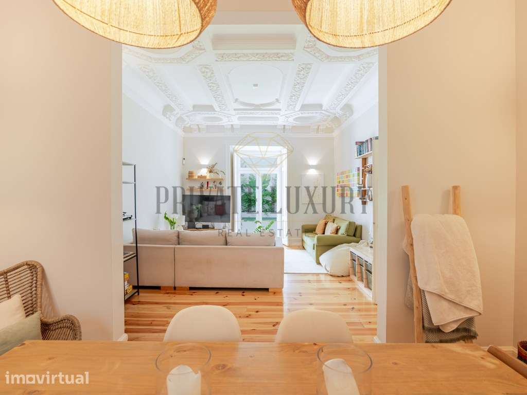 Apartamento T5 com jardim privativo nas Avenidas Novas - Grande imagem: 3/37