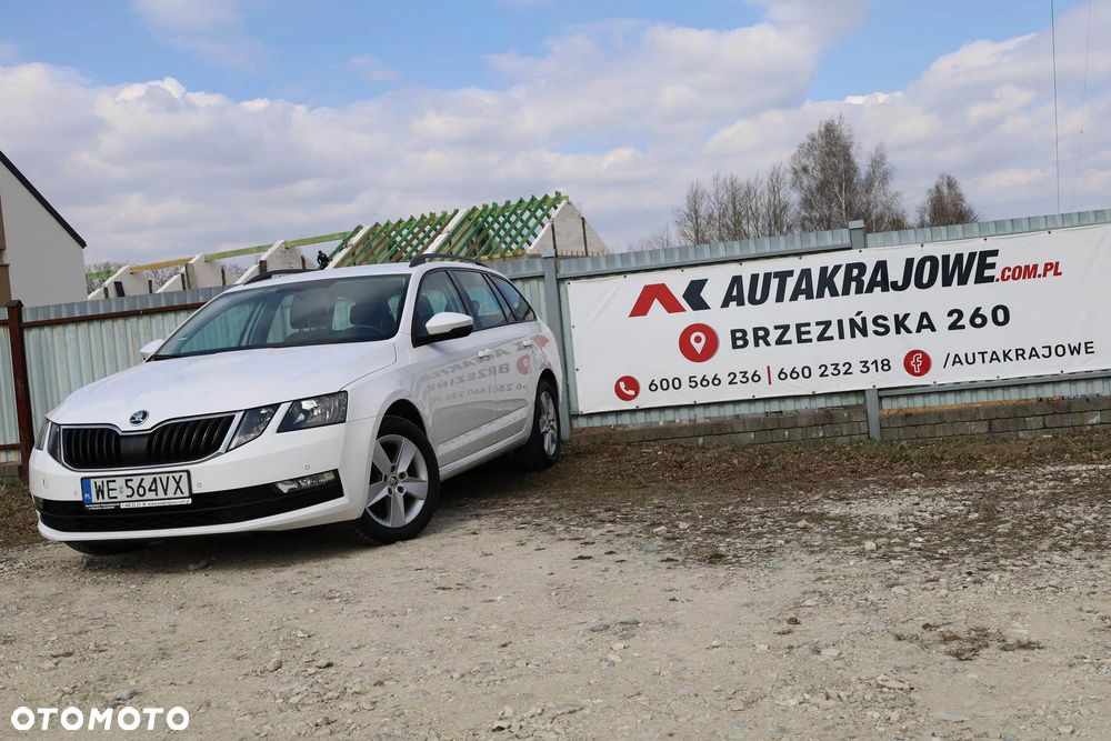 Skoda Octavia 2.0 TDI Ambition DSG - 1