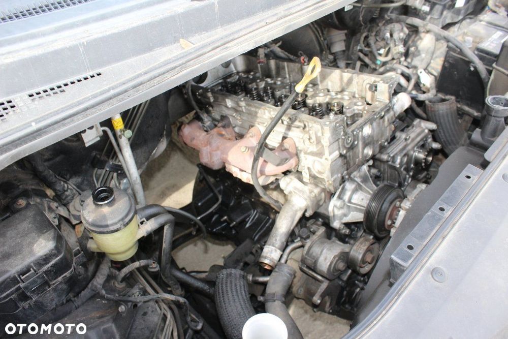 Hyundai H1 2009 2.5CRDI D4CB (MASKA, ZDERZAK, LAMPA, BŁOTNIK, DRZWI, SZYBA, FOTEL) - 8