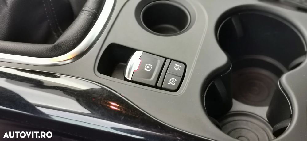 Renault Kadjar TCe 140 GPF LIMITED - 16