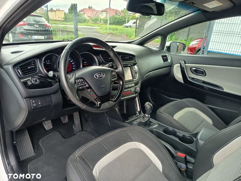 Kia ProCeed 1.6 CRDi ISG Spirit - 16