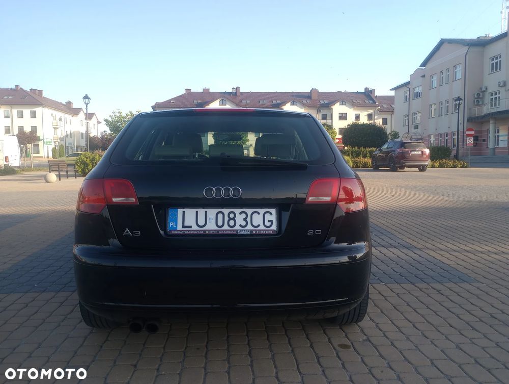 Audi A3 Sportback 2.0 FSI Ambiente - 19