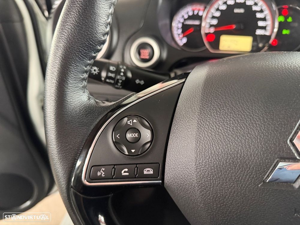 Mitsubishi Space Star 1.2 Intense - 12