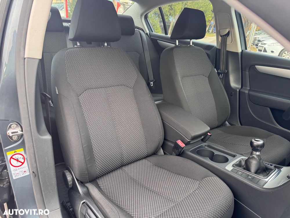 Volkswagen Passat Variant 1.4 TSI BlueMotion Technology Trendline - 15