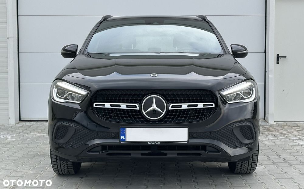 Mercedes-Benz GLA 200 4-Matic Progressive - 5