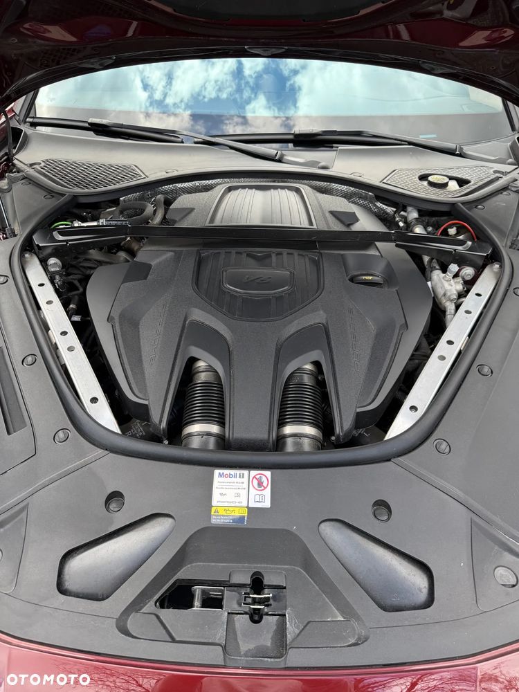 Porsche Panamera 4 E-Hybrid Platinum Edition - 29