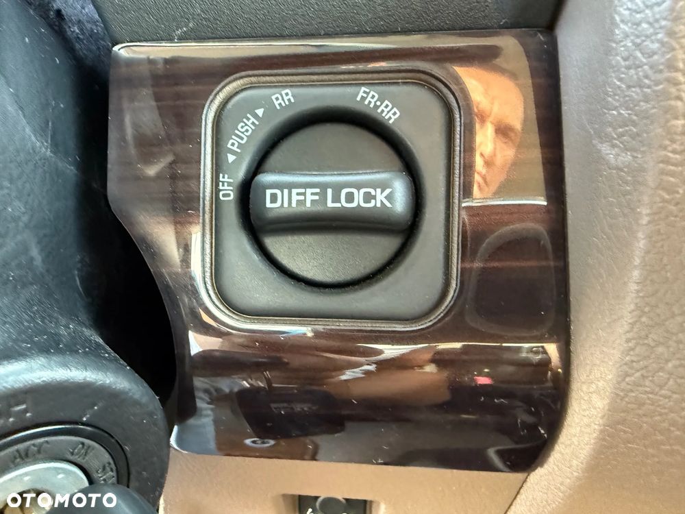 Toyota Land Cruiser - 14