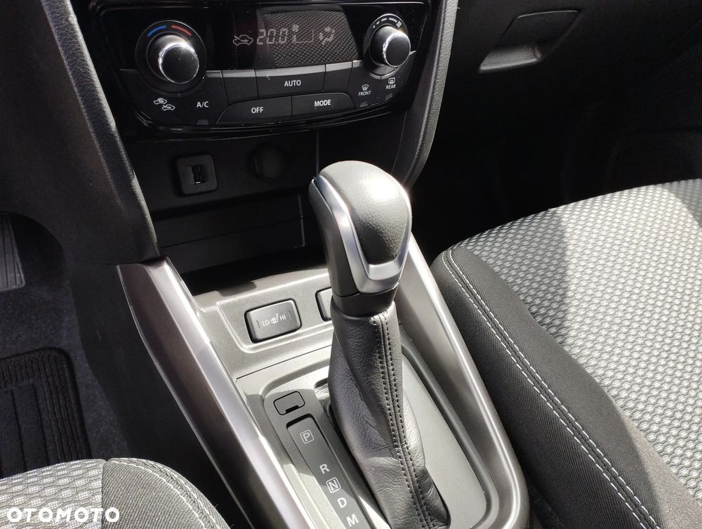 Suzuki Vitara 1.5 Strong Hybrid Premium 2WD AGS - 20