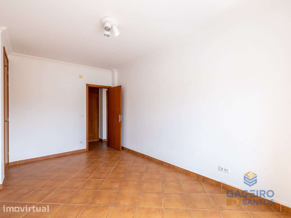 Apartamento T1 Alfeizerão - Arrendamento - Grande imagem: 5/15