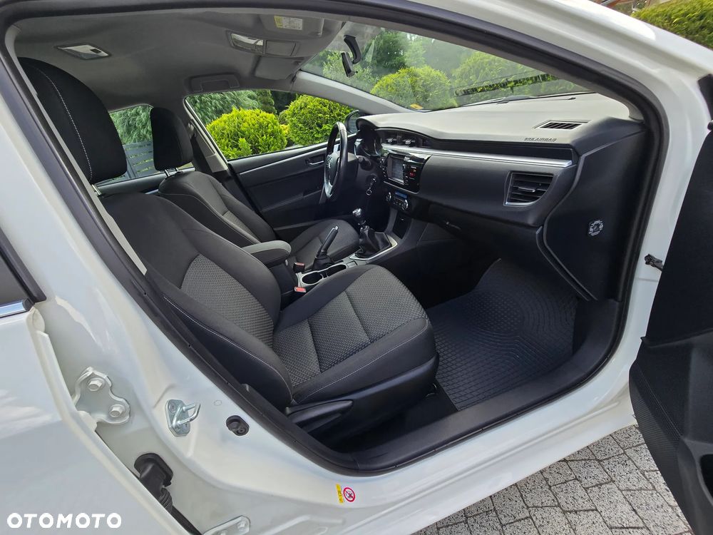 Toyota Corolla 1.6 Premium - 10