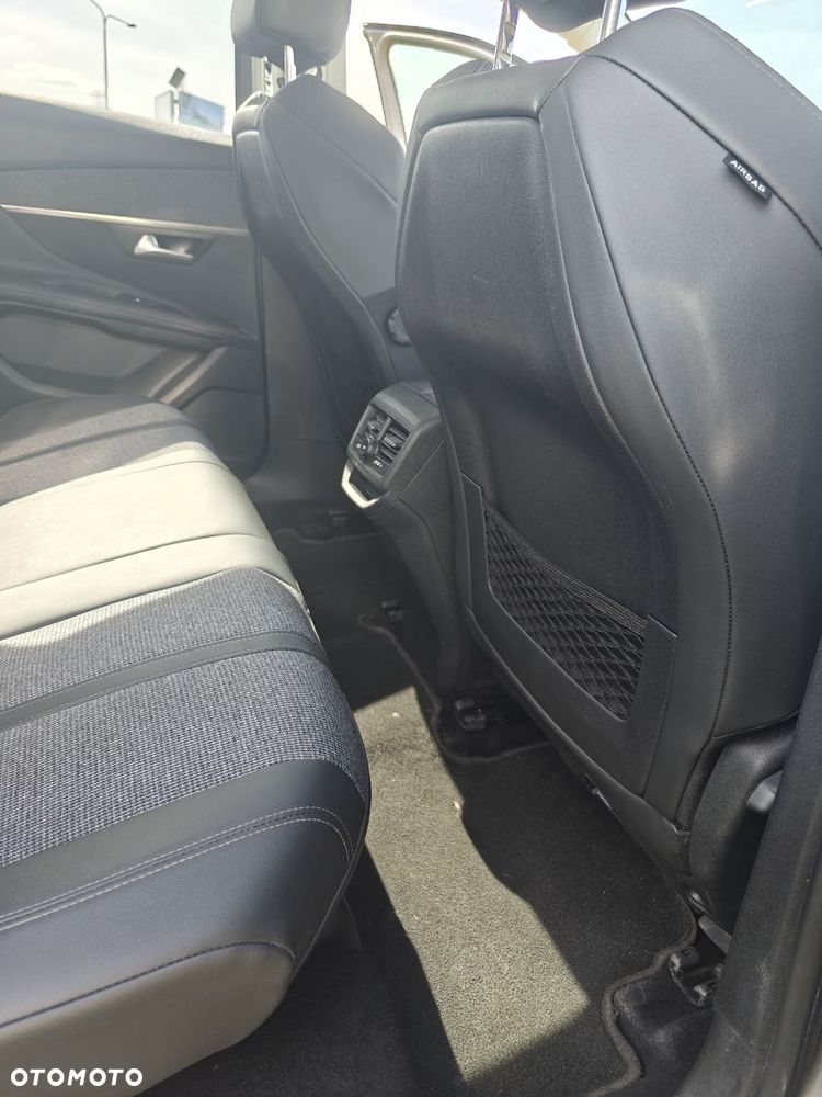 Peugeot 3008 1.5 BlueHDi Allure S&S - 21