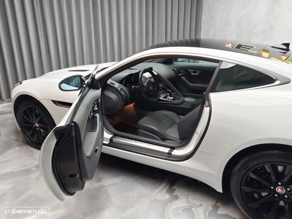 Jaguar F-Type 3.0 V6 S/C Auto - 9