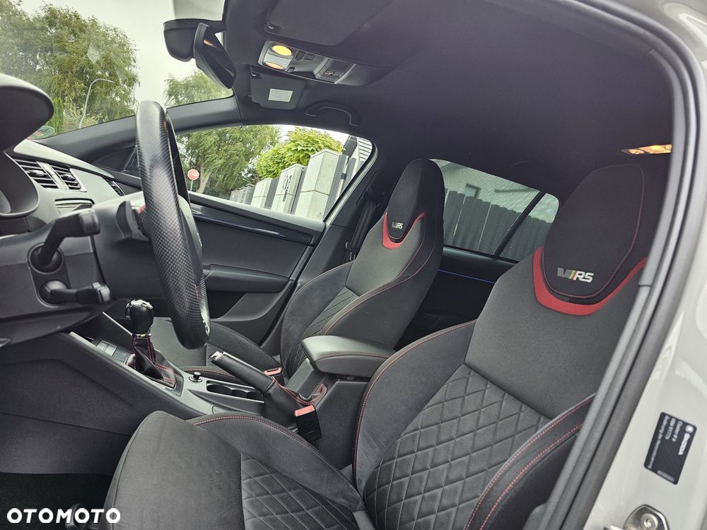 Skoda Octavia 2.0 TDI RS Challenge DSG - 28