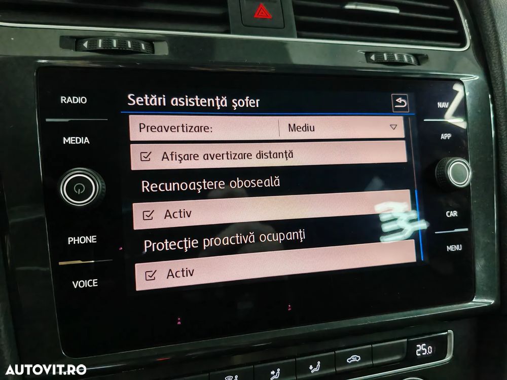 Volkswagen Golf 2.0 TDI (BlueMotion Technology) DSG Comfortline - 19