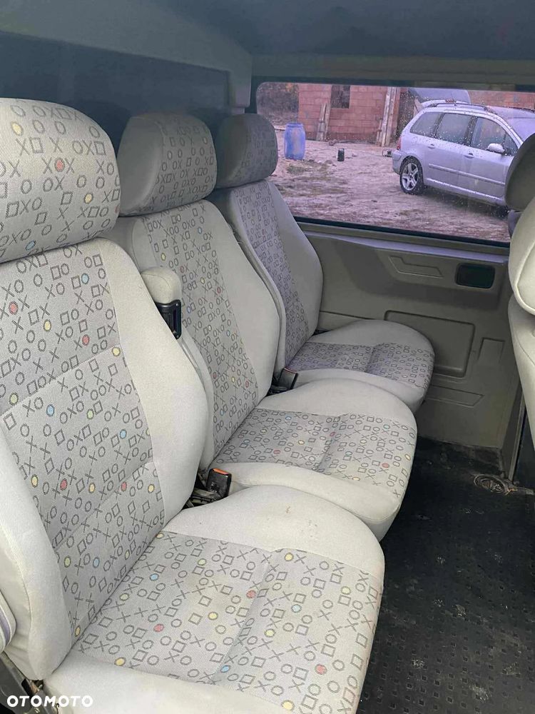 Volkswagen Transporter - 14