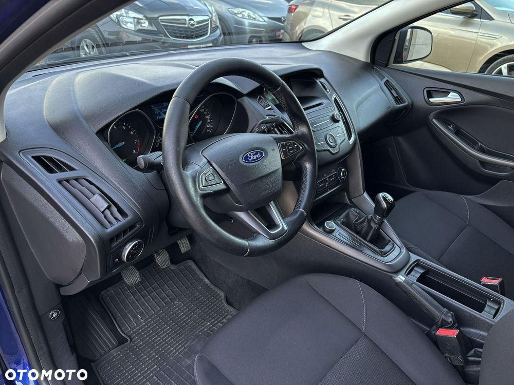 Ford Focus 1.6 Edition - 15