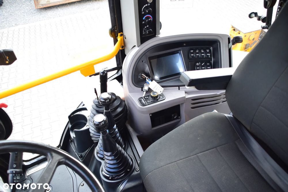 JCB 3CX Sitemaster PLUS TURBO 4x4 Contractor - 19