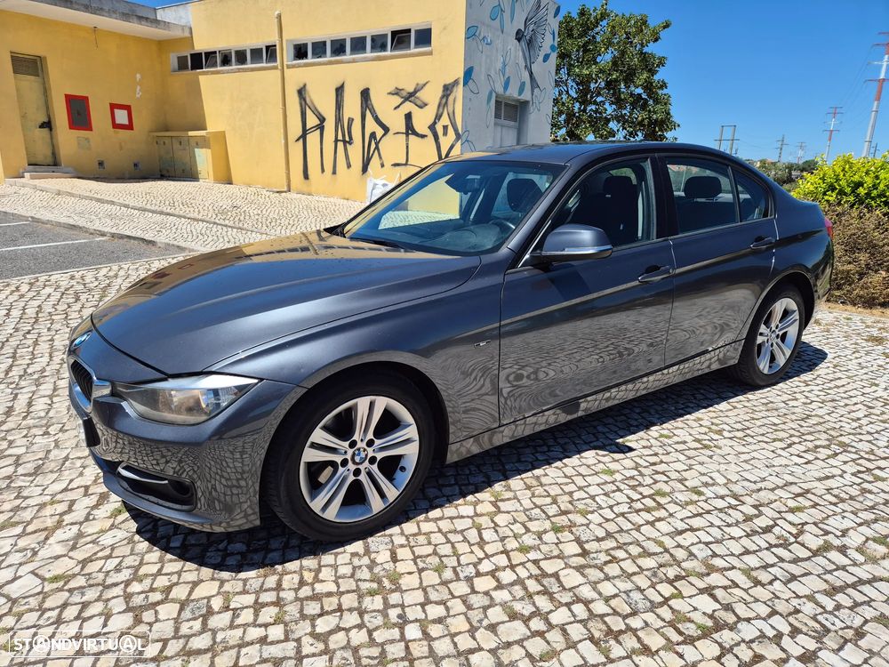 BMW 320 d Line Sport - 2