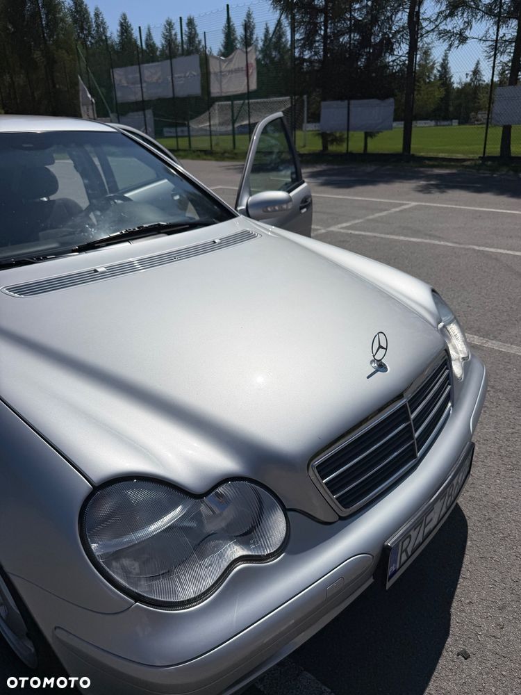 Mercedes-Benz Klasa C 180 Kompressor Classic - 15