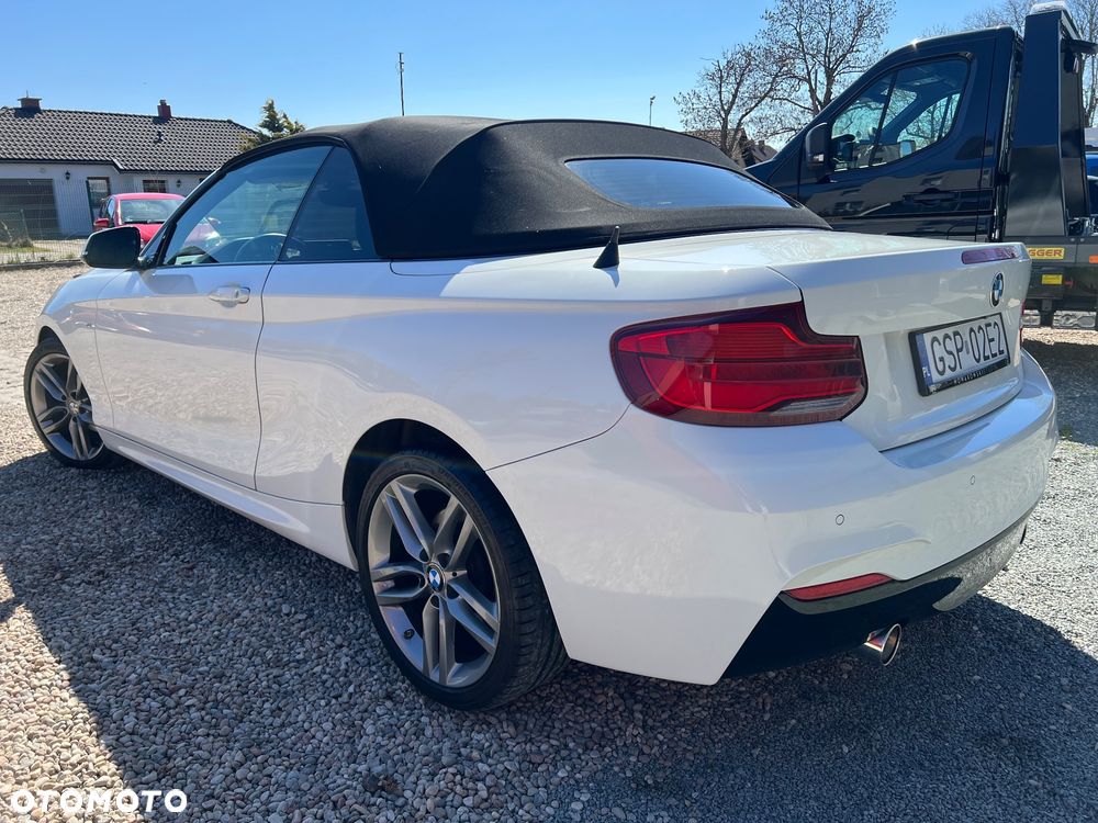 BMW Seria 2 218d - 17