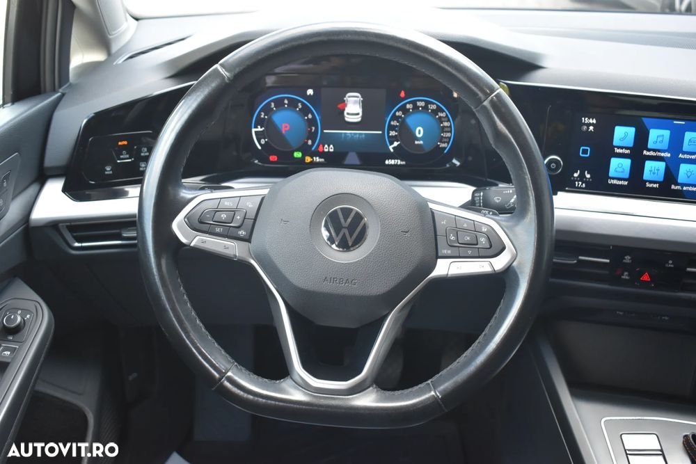 Volkswagen Golf 1.0 eTSI DSG MHEV Life - 8