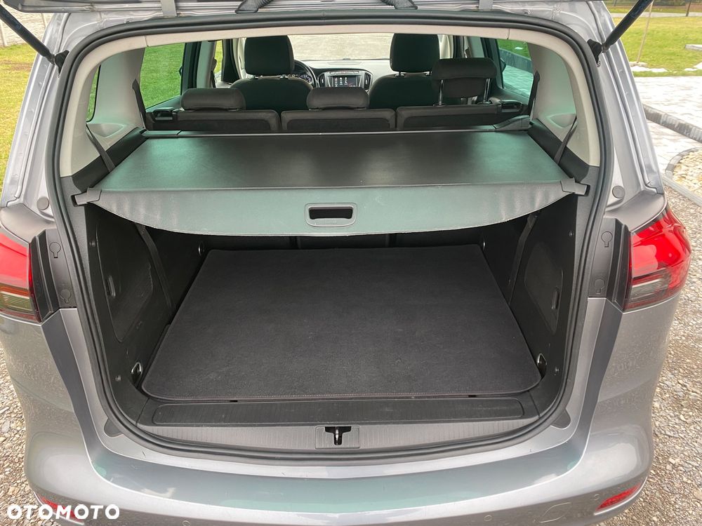 Opel Zafira 1.4 Turbo Business Edition - 26