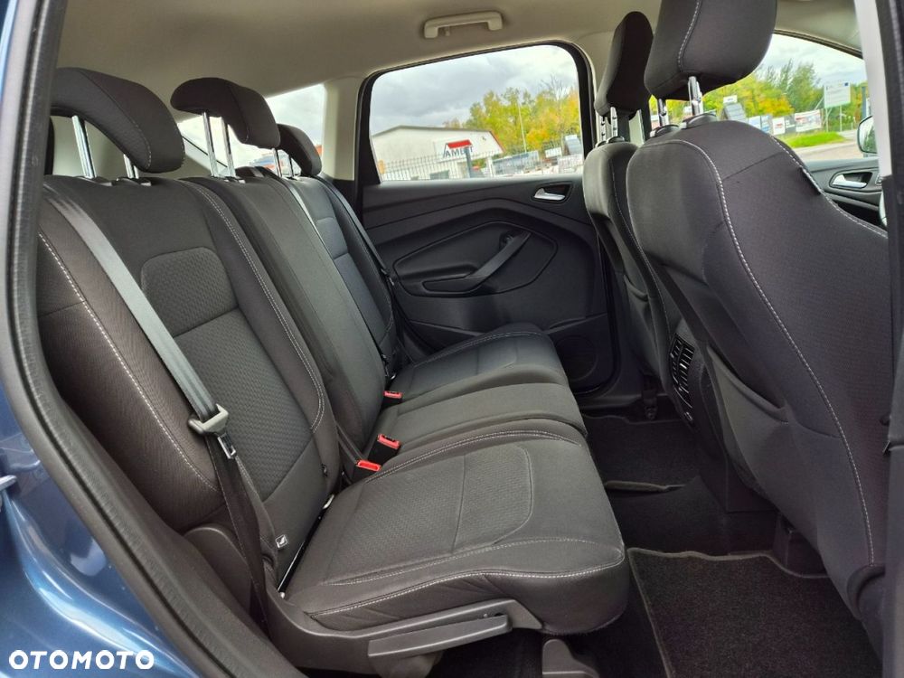 Ford Kuga - 18