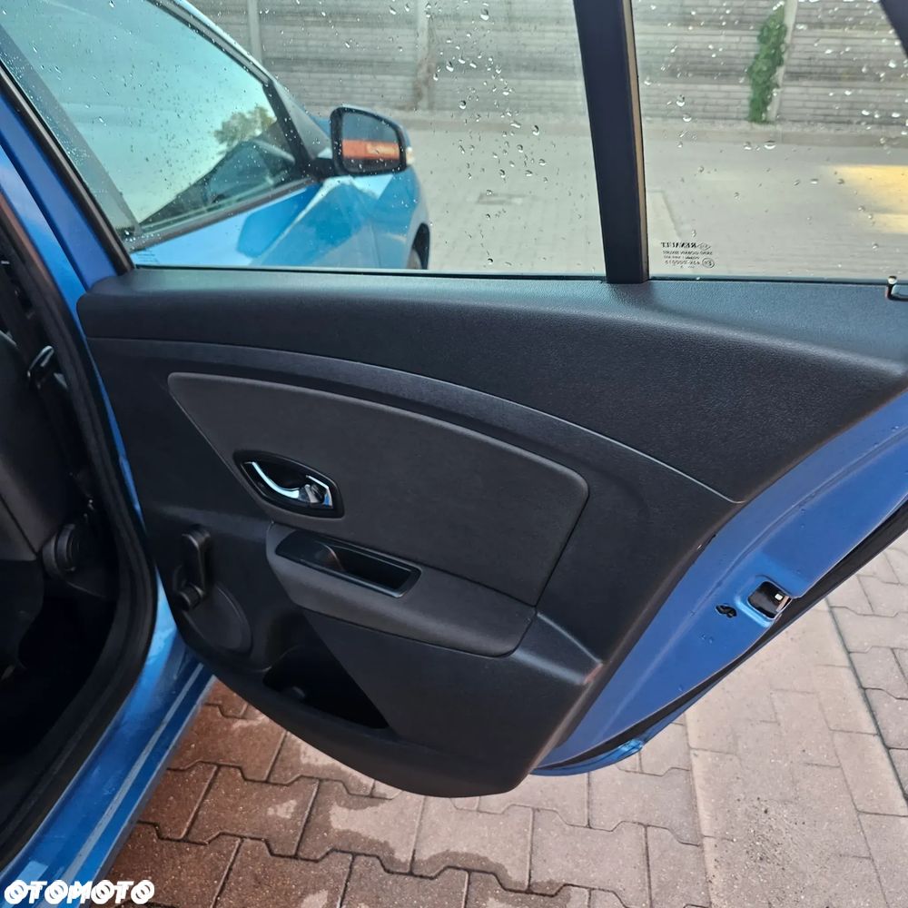 Renault Megane 1.6 16V 110 Dynamique - 9