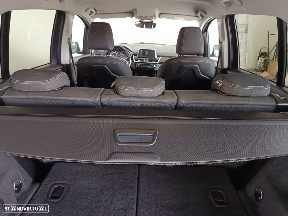 BMW 216 Gran Tourer d 7L Line Sport - 12